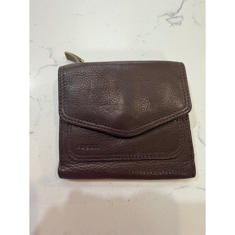 Fossil Brown Pebbled Genuine Leather Trifold Compact Wallet with Zip Coin Pocket